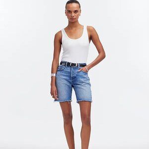 Madewell Long Denim Shorts in Pedersen Wash NS762 Size 23